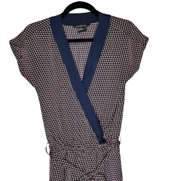 AX Armani Exchange Womens Jam Red Surplice V Neck Checked Jumpsuit Size 0 - Picture 2 of 6